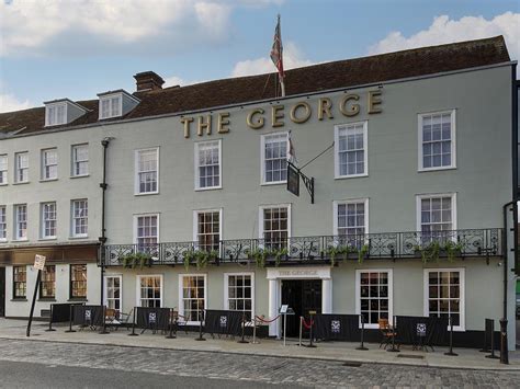 THE GEORGE HOTEL .